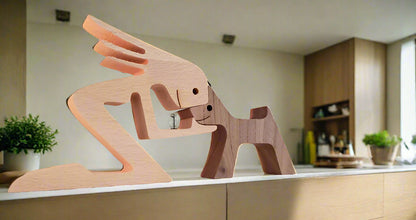 Houten Sculptuur van Mens en Hond – Handgemaakt Decoratief Beeld
