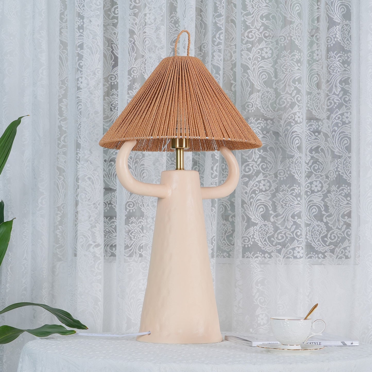 Keramische Tafellamp met Raffia Lampenkap en E27 Fitting