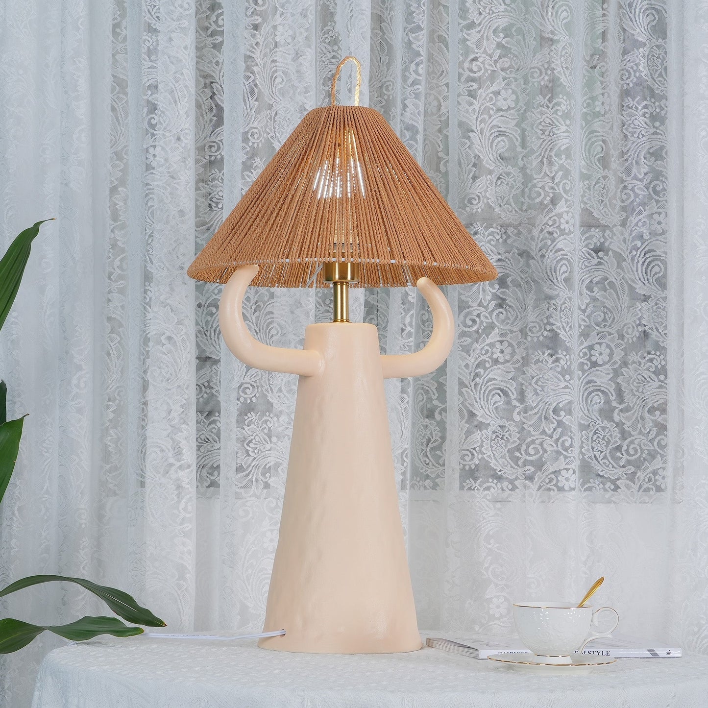 Keramische Tafellamp met Raffia Lampenkap en E27 Fitting