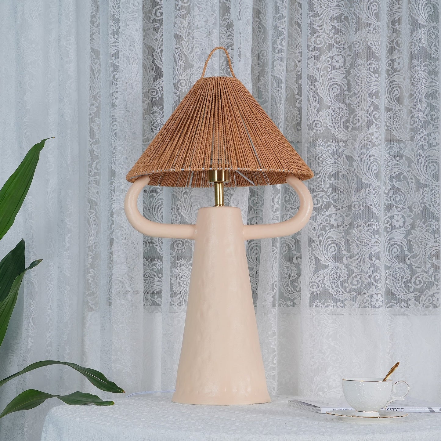 Keramische Tafellamp met Raffia Lampenkap en E27 Fitting