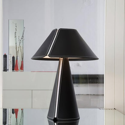 Bureau Lamp met Leder en Metaal en E27 Fitting voor LED of Edison Lampen