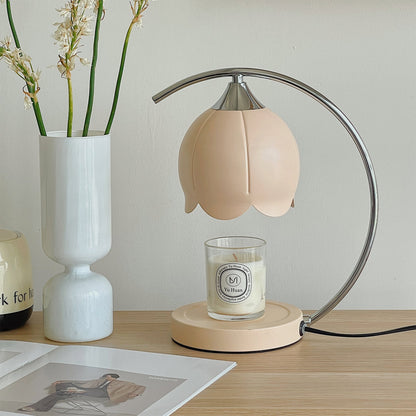 Tafellamp met bloemvormige kap en geïntegreerde wax-melt functie