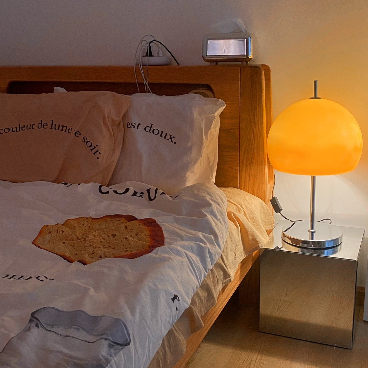 Tafellamp met Paddenstoelvorm en Bruine Glazen Kap voor Slaapkamer en Woonkamer