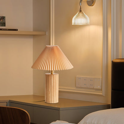 Tafellamp met Houten Voet en Stoffen Kap voor Binnenverlichting