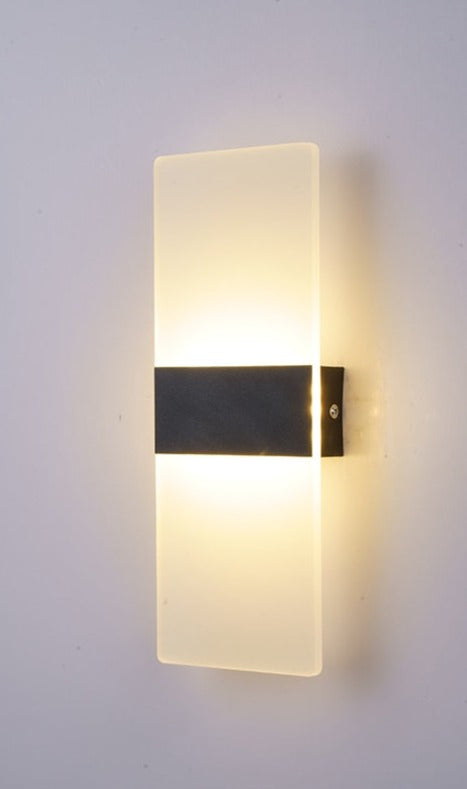 LED Wandlamp met Strak Design en Instelbare Lichtkleuren voor Slaapkamer en Woonruimte