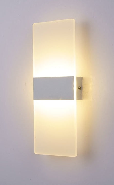 LED Wandlamp met Strak Design en Instelbare Lichtkleuren voor Slaapkamer en Woonruimte