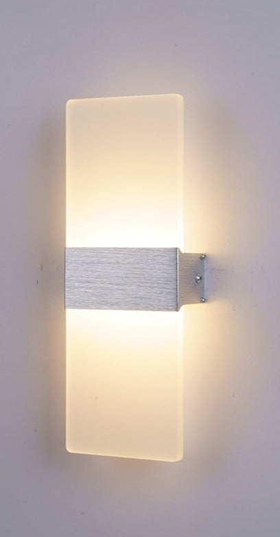 LED Wandlamp met Strak Design en Instelbare Lichtkleuren voor Slaapkamer en Woonruimte