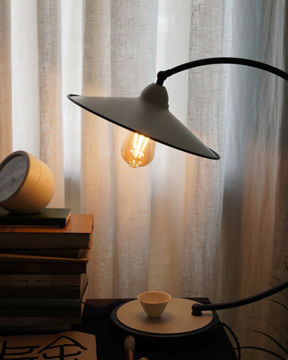 Bureaulamp van Metaal met Emaille Afwerking en E27 Fitting – Blauw of Wit
