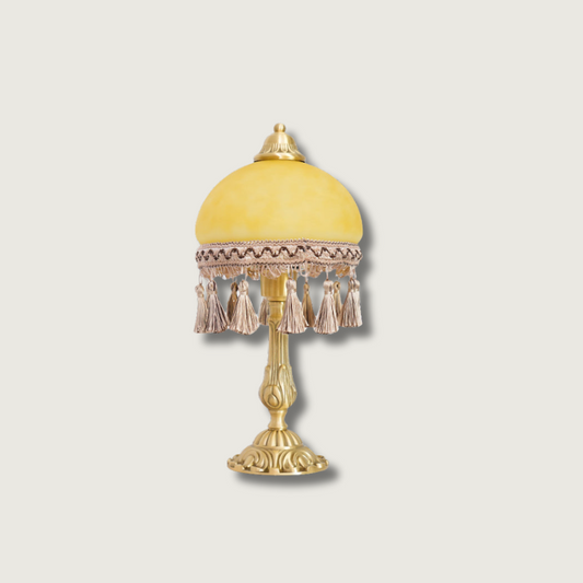 Bureaulamp met Franse Details en Stoffen Kwastjes