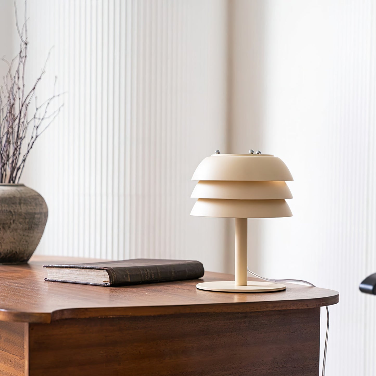 Metalen Bureaulamp met Gelaagd Ontwerp en E27 Fitting