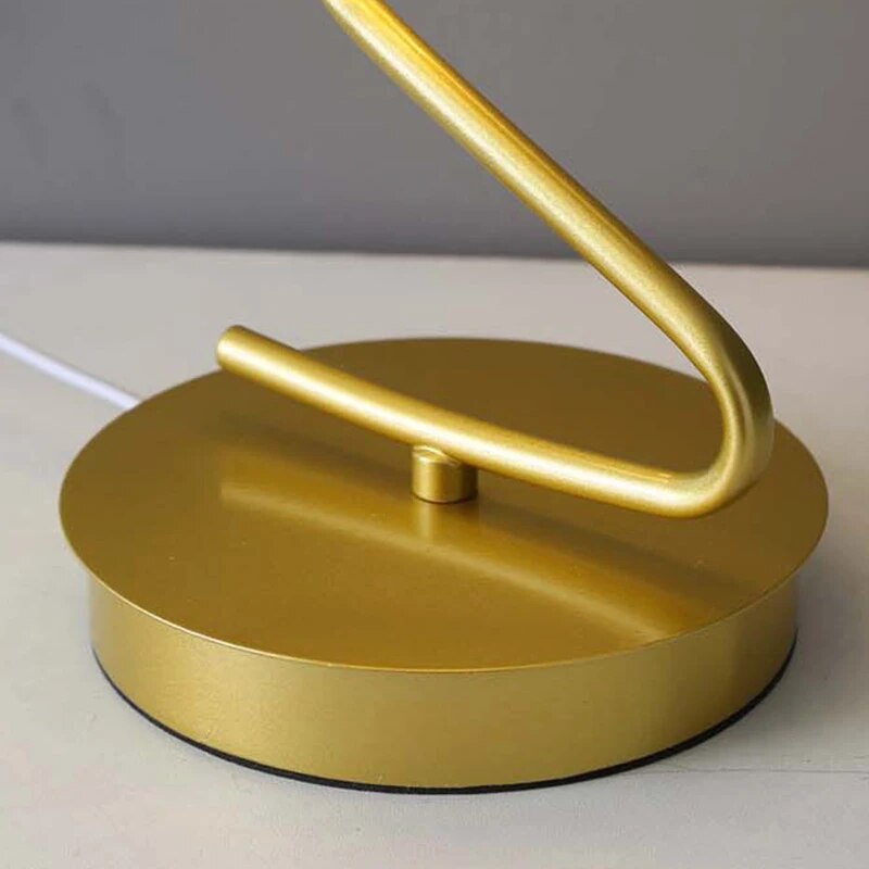 LED Bureaulamp met Instelbaar Licht en Compact Ontwerp voor Binnengebruik