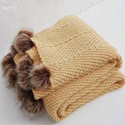 Chenille Deken met Pompons – Chunky Gebreide Woondeken voor Bank en Bed