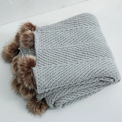 Chenille Deken met Pompons – Chunky Gebreide Woondeken voor Bank en Bed