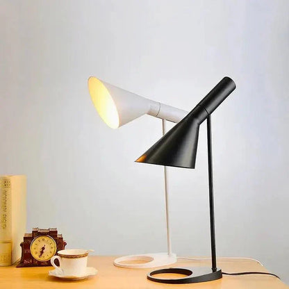 LED Lamp met Sculpturaal Design voor Wand, Tafel en Vloer